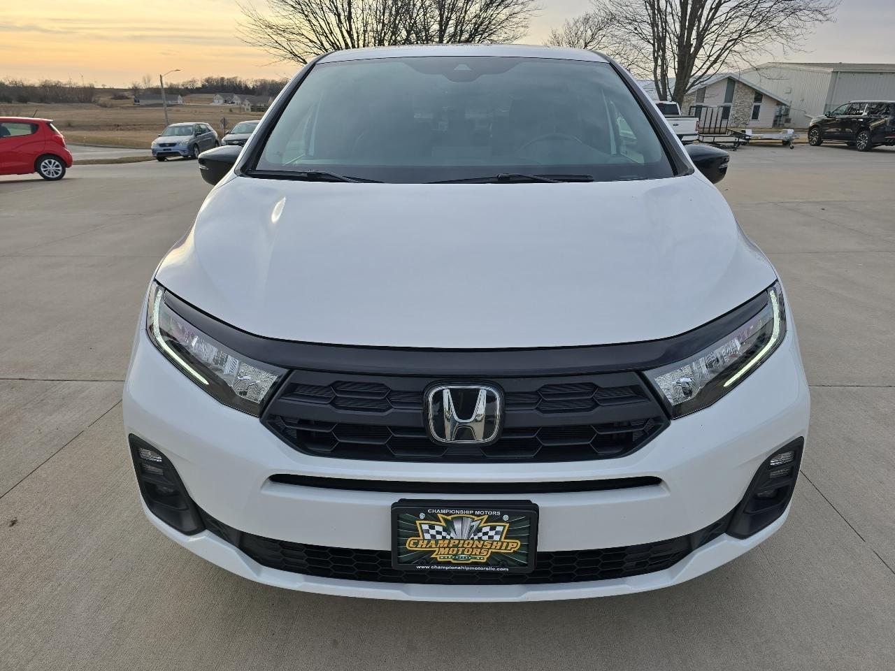 Honda Odyssey Sport-L Auto 2025