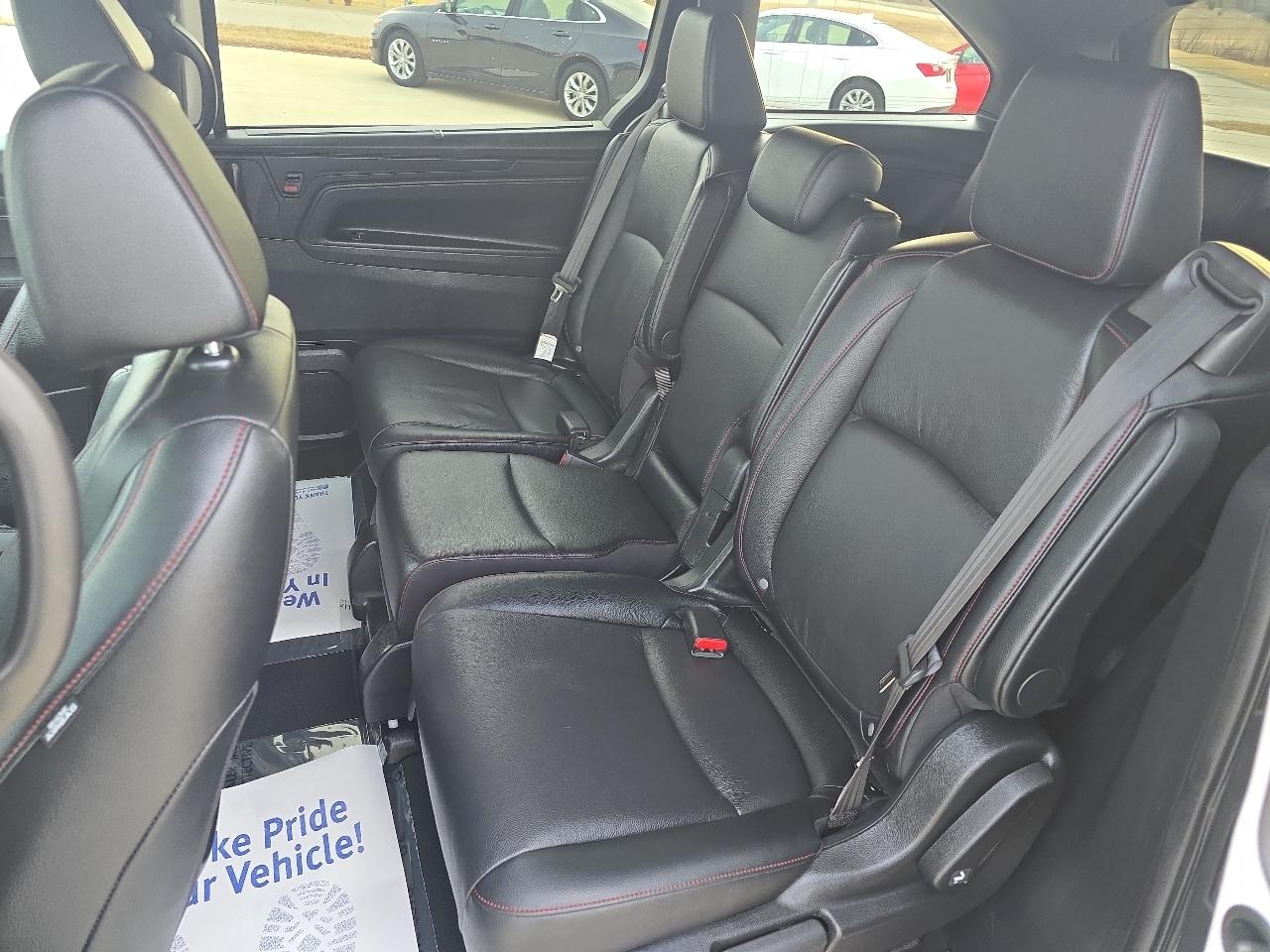 Honda Odyssey Sport-L Auto 2025