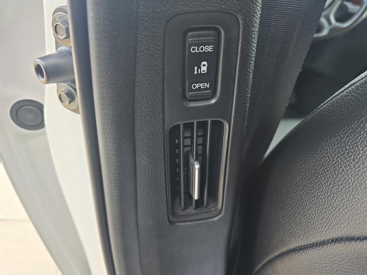 Honda Odyssey Sport-L Auto 2025