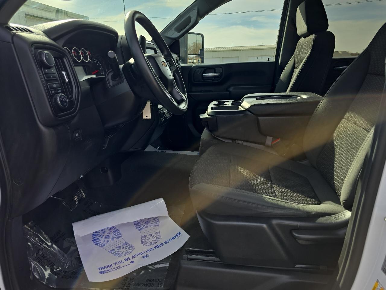 Chevrolet Silverado 2500HD 4WD Crew Cab 159" Custom 2022