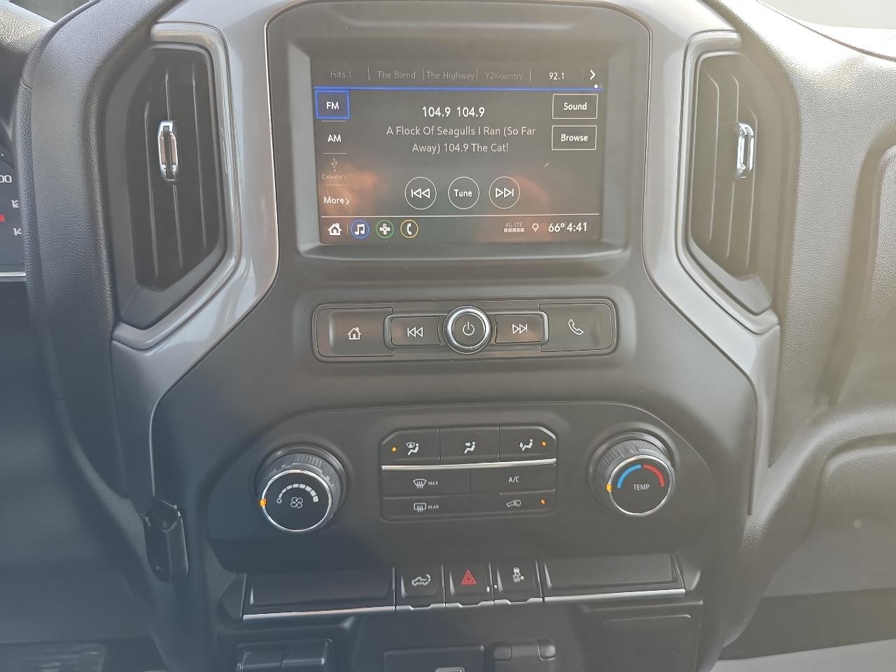 Chevrolet Silverado 2500HD 4WD Crew Cab 159" Custom 2022