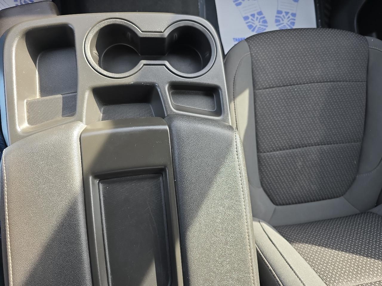 Chevrolet Silverado 2500HD 4WD Crew Cab 159" Custom 2022