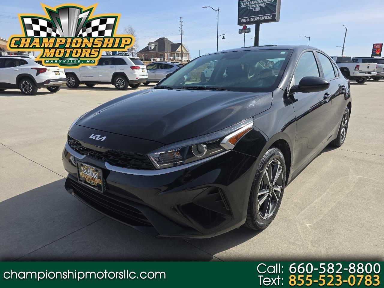 2024 Kia Forte LXS IVT
