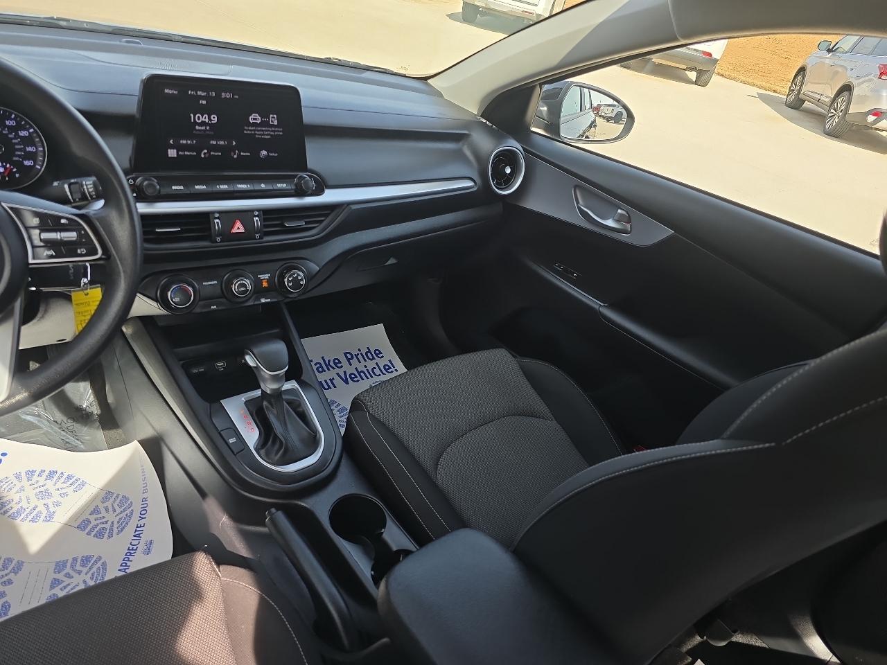 Kia Forte LXS IVT 2024