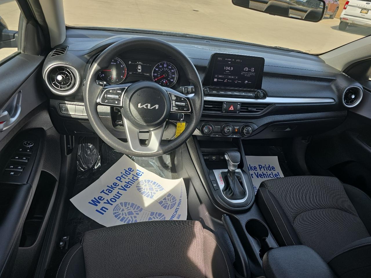 Kia Forte LXS IVT 2024