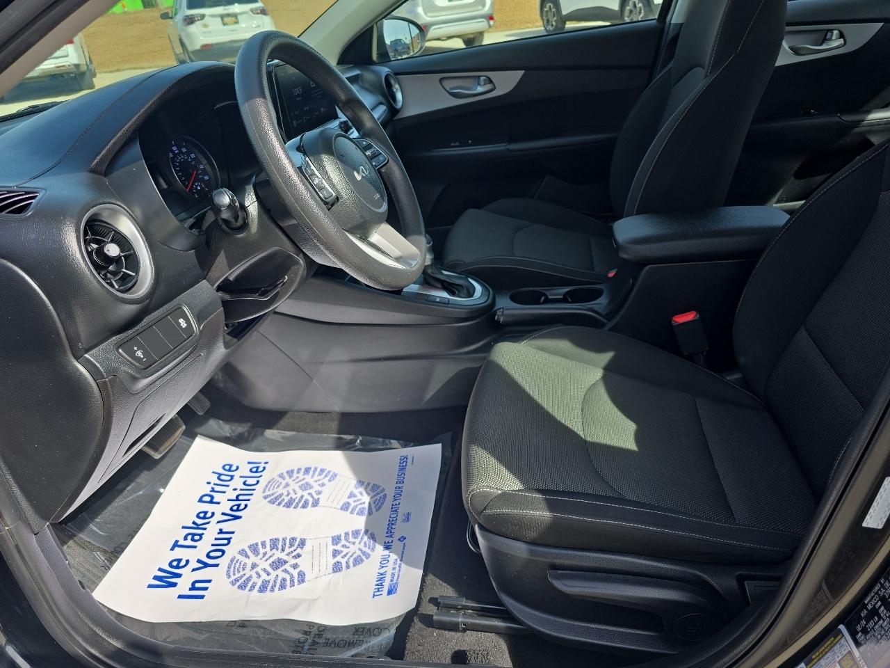 Kia Forte LXS IVT 2024