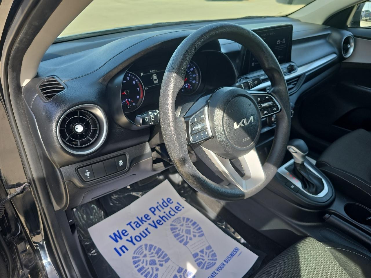 Kia Forte LXS IVT 2024