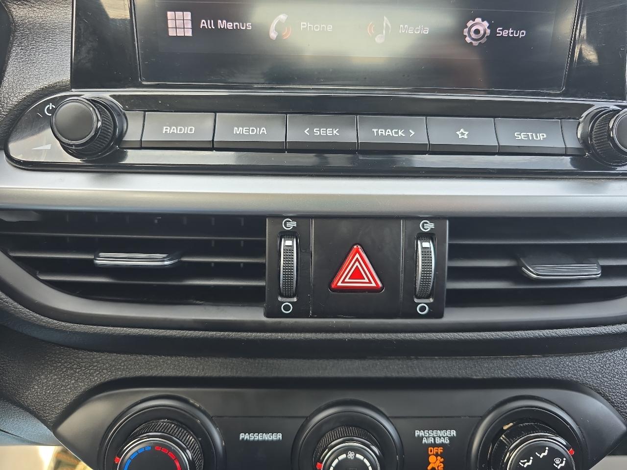 Kia Forte LXS IVT 2024