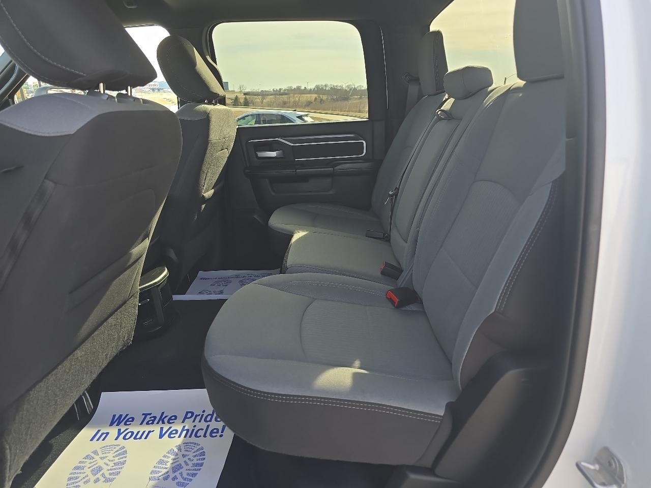 RAM 2500 Big Horn 4x4 Crew Cab 6'4" Box 2024