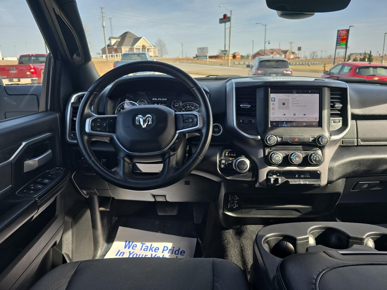 RAM 2500 Big Horn 4x4 Crew Cab 6'4" Box 2024