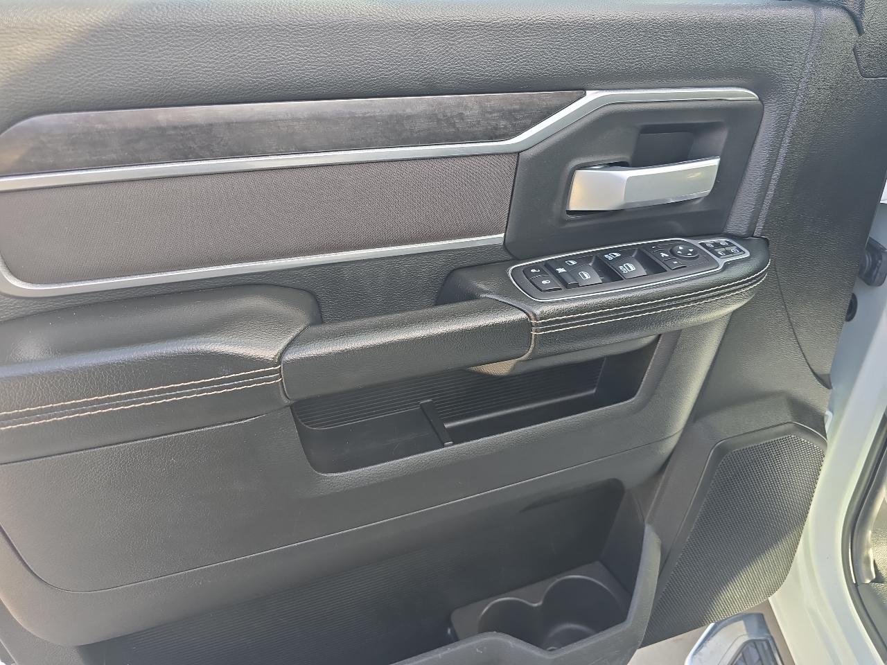 RAM 2500 Big Horn 4x4 Crew Cab 6'4" Box 2024