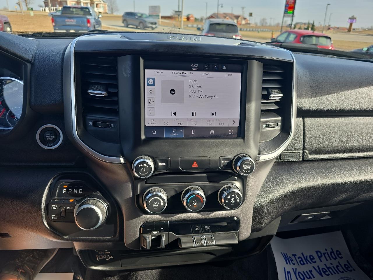 RAM 2500 Big Horn 4x4 Crew Cab 6'4" Box 2024