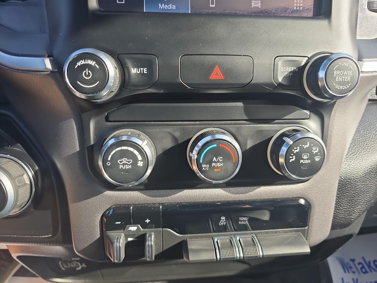 RAM 2500 Big Horn 4x4 Crew Cab 6'4" Box 2024