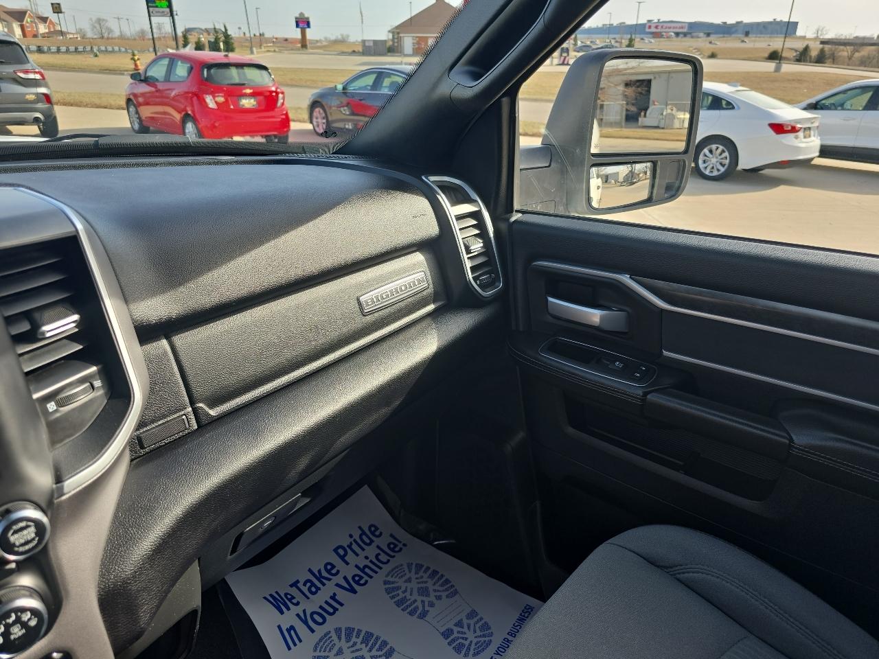 RAM 2500 Big Horn 4x4 Crew Cab 6'4" Box 2024