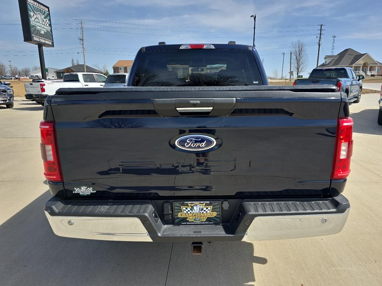 Ford F-150 XLT SuperCrew Short Bed 4WD 2023