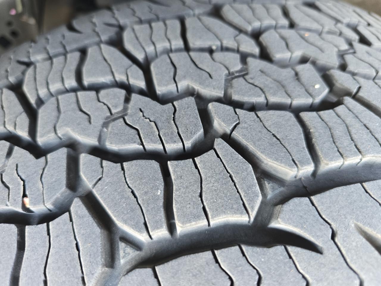 Ford F-150 XLT SuperCrew Short Bed 4WD 2023