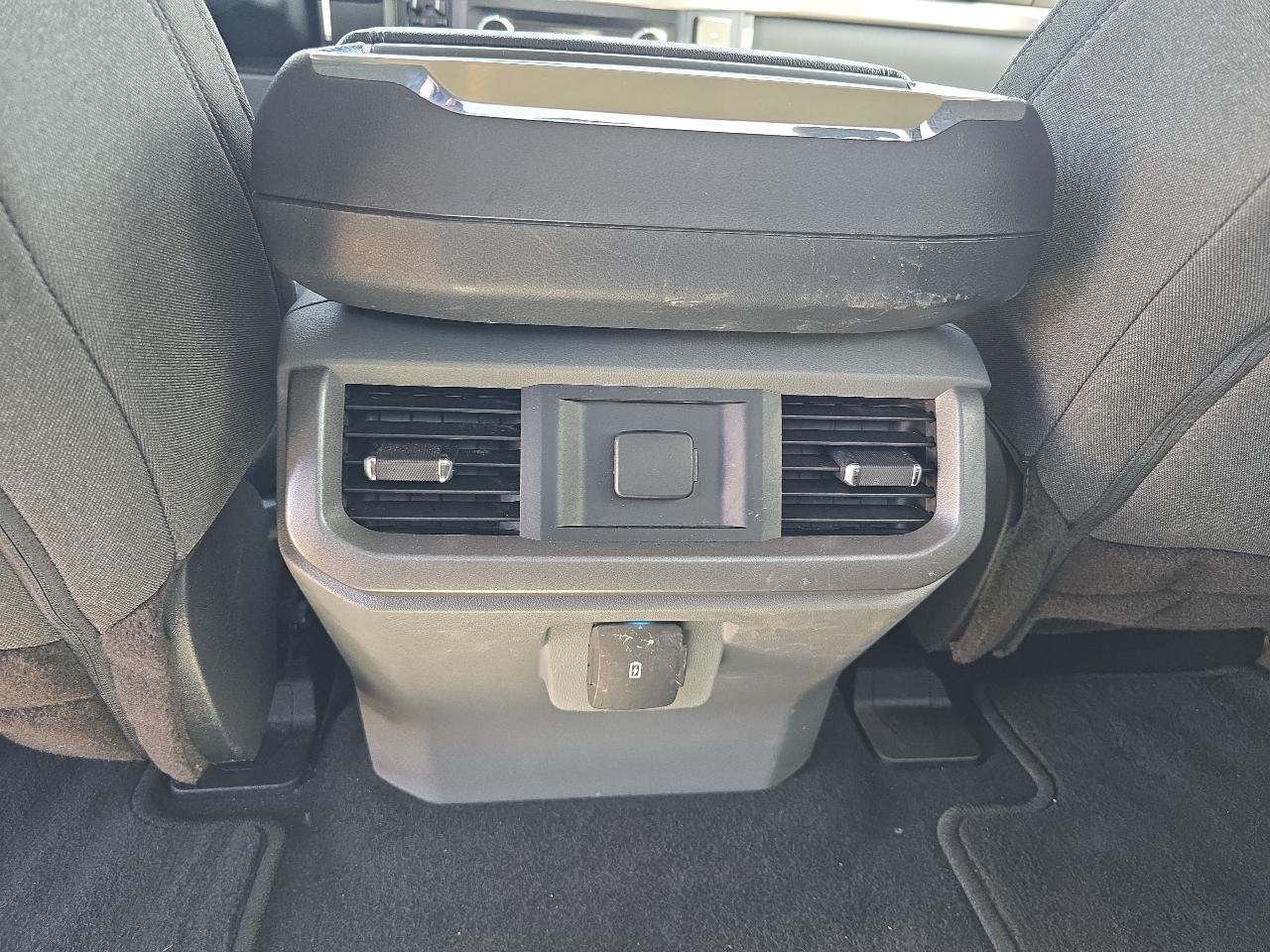 Ford F-150 XLT SuperCrew Short Bed 4WD 2023