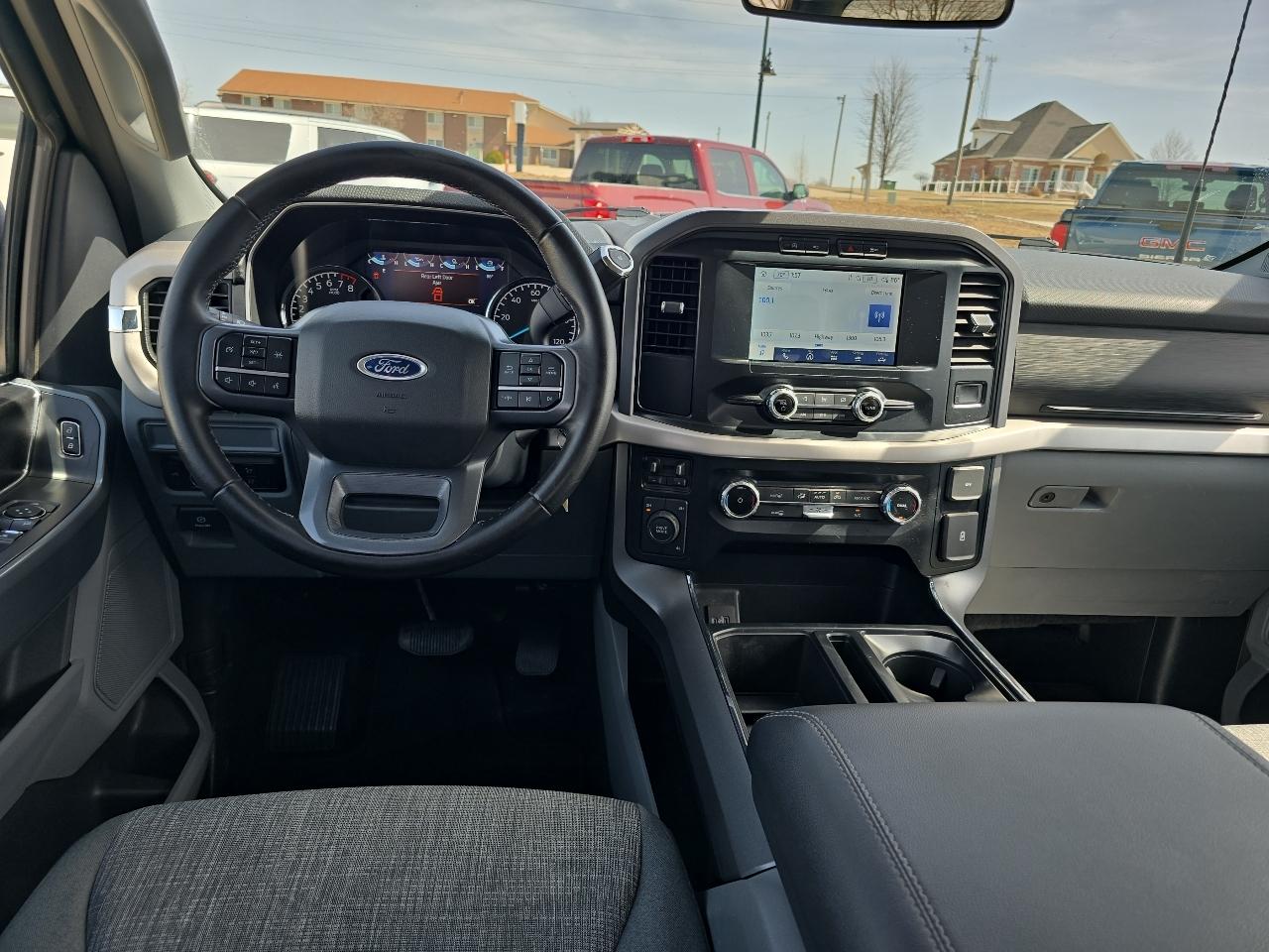 Ford F-150 XLT SuperCrew Short Bed 4WD 2023