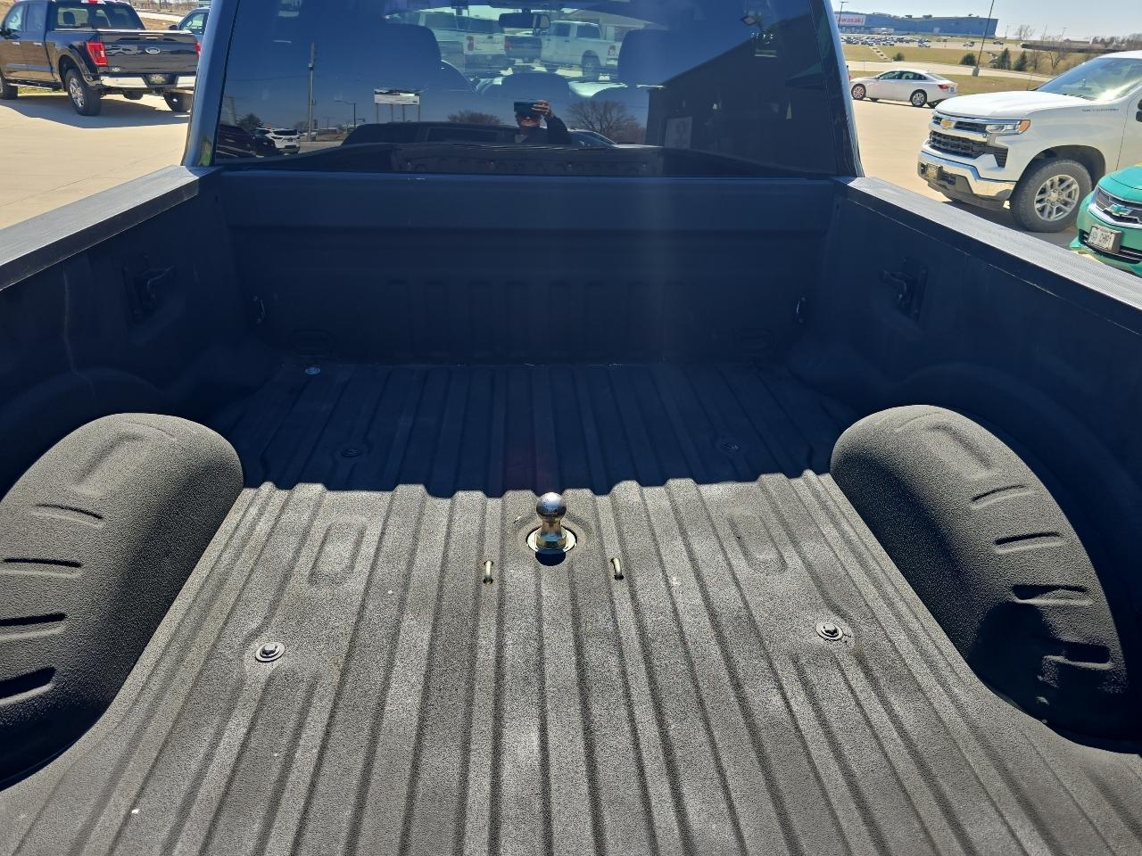 Ford Super Duty F-250 SRW XLT 4WD Crew Cab 6.75' Box 2017