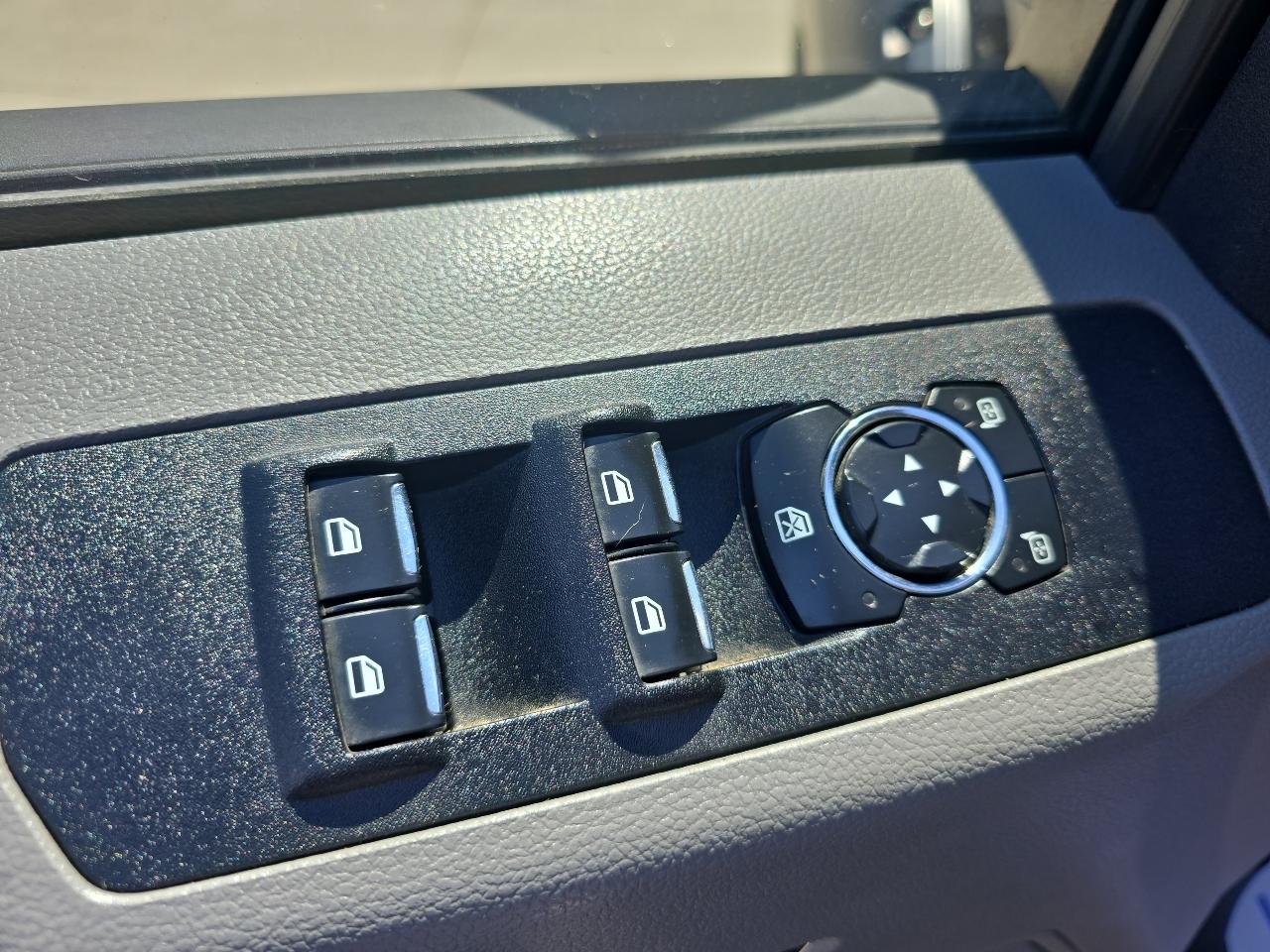 Ford Super Duty F-250 SRW XLT 4WD Crew Cab 6.75' Box 2017