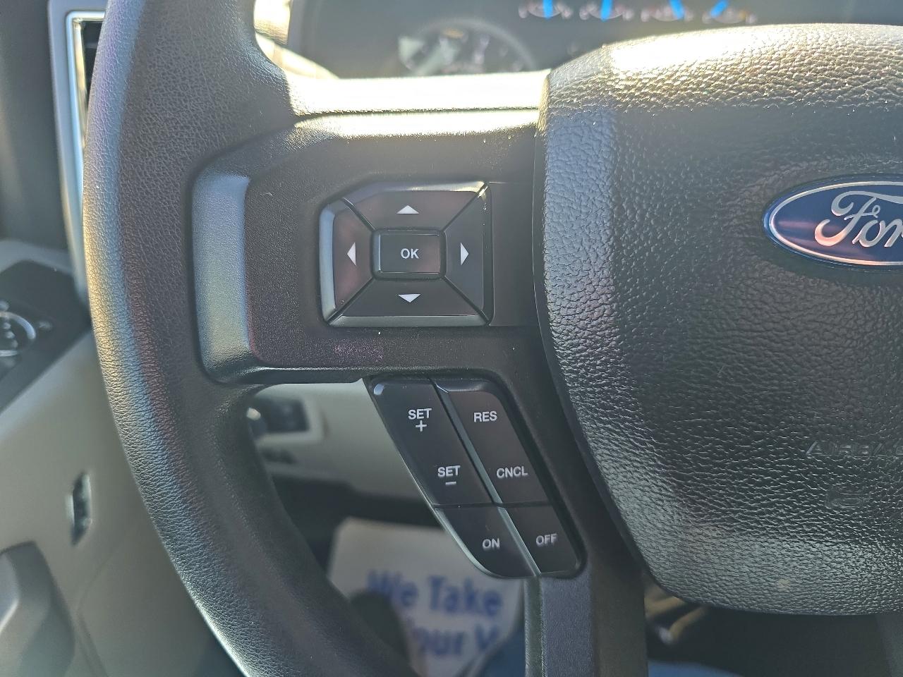 Ford Super Duty F-250 SRW XLT 4WD Crew Cab 6.75' Box 2017