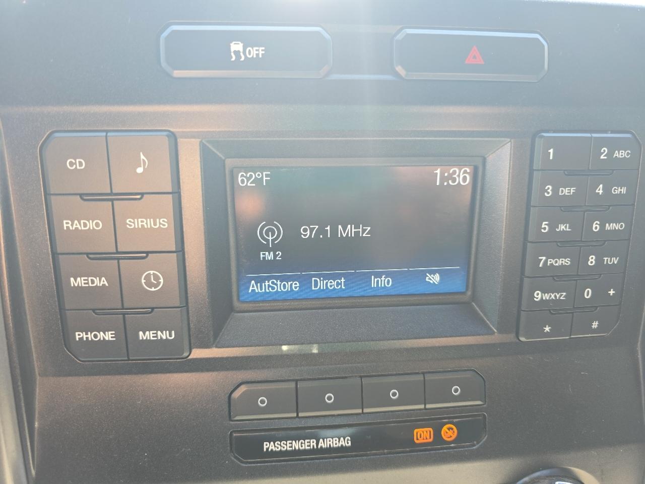 Ford Super Duty F-250 SRW XLT 4WD Crew Cab 6.75' Box 2017