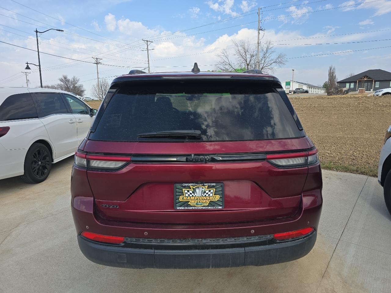 Jeep Grand Cherokee Altitude 4x4 2024