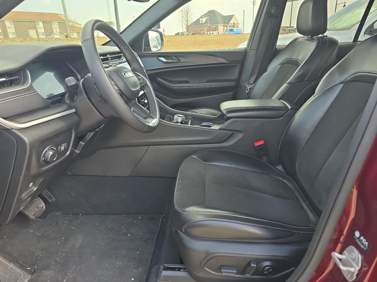 Jeep Grand Cherokee Altitude 4x4 2024