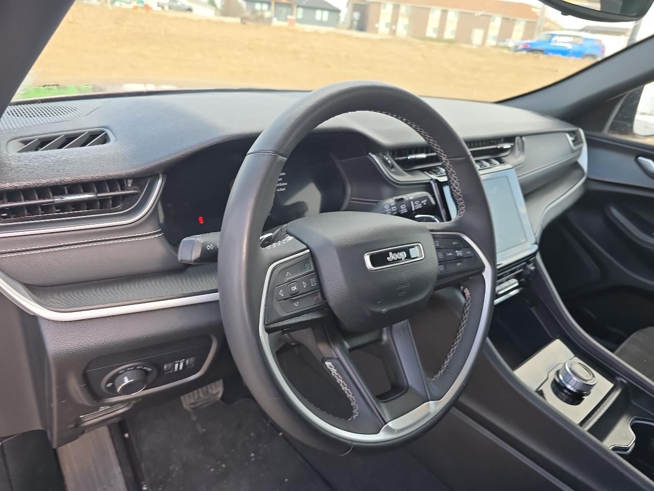 Jeep Grand Cherokee Altitude 4x4 2024