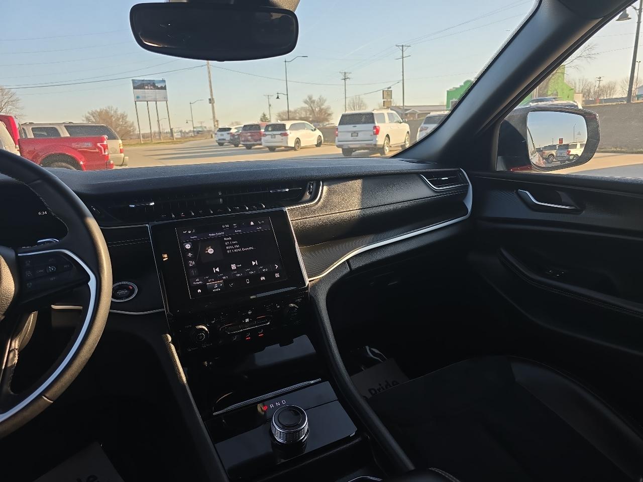 Jeep Grand Cherokee Altitude 4x4 2024