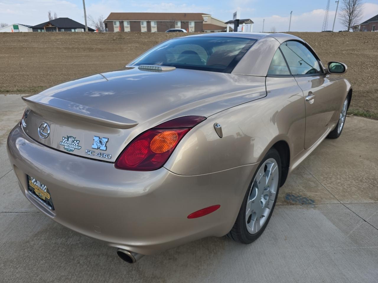 Lexus SC 430 2dr Convertible 2005