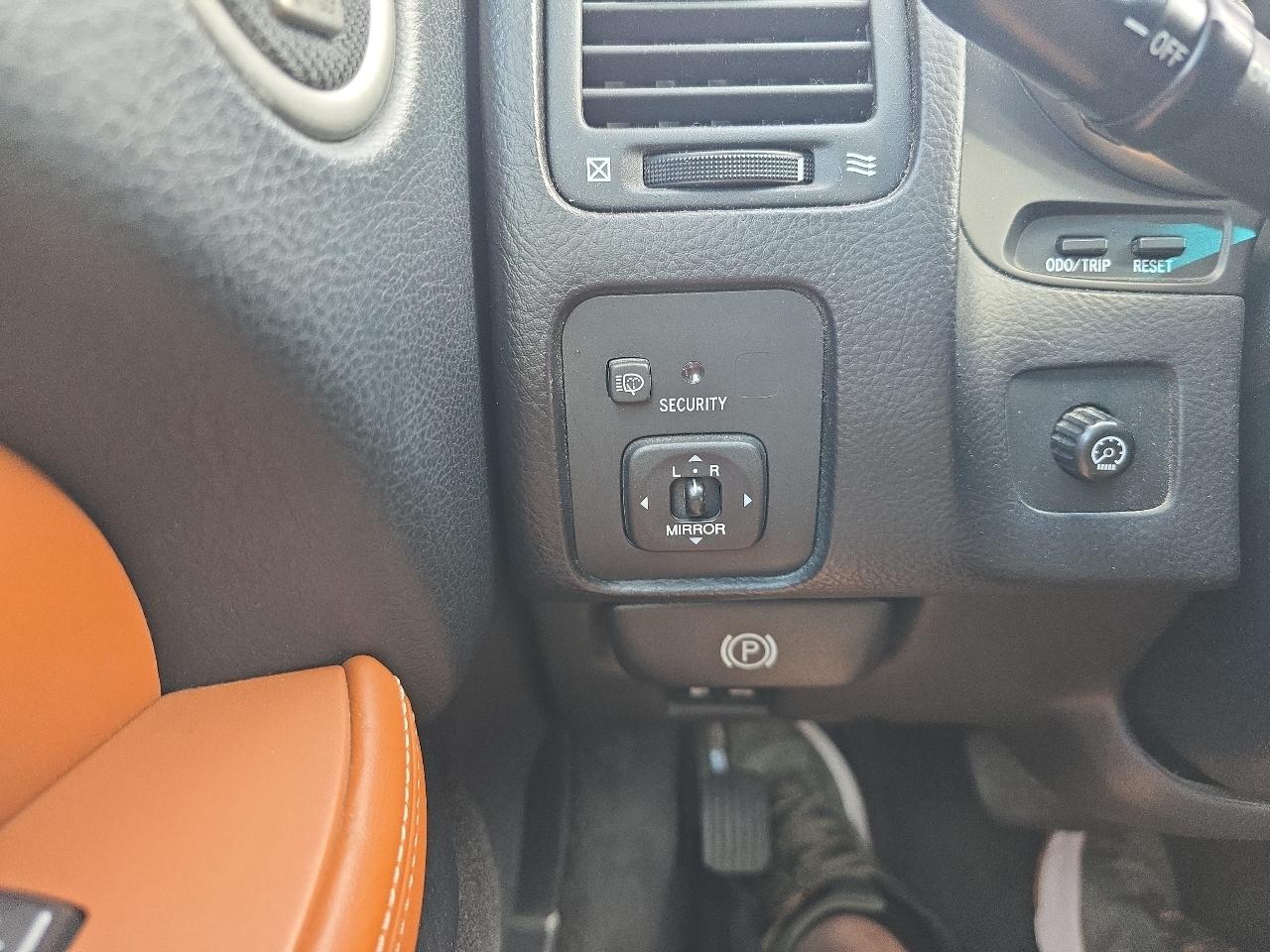 Lexus SC 430 2dr Convertible 2005