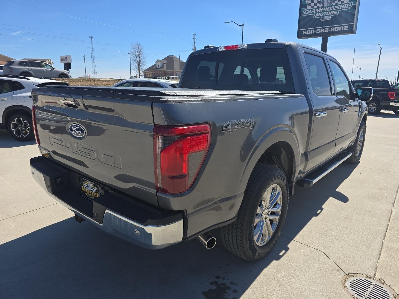 Ford F-150 XLT 4WD SuperCrew 5.5' Box 2024