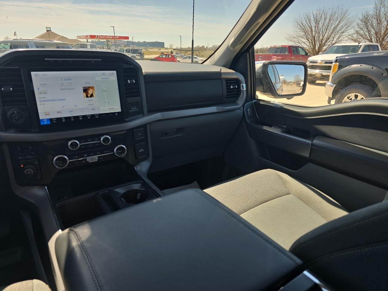 Ford F-150 XLT 4WD SuperCrew 5.5' Box 2024