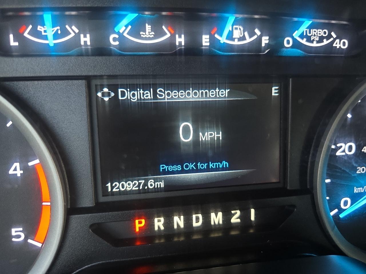 Ford Super Duty F-350 SRW XLT 4WD Crew Cab 8' Box 2017