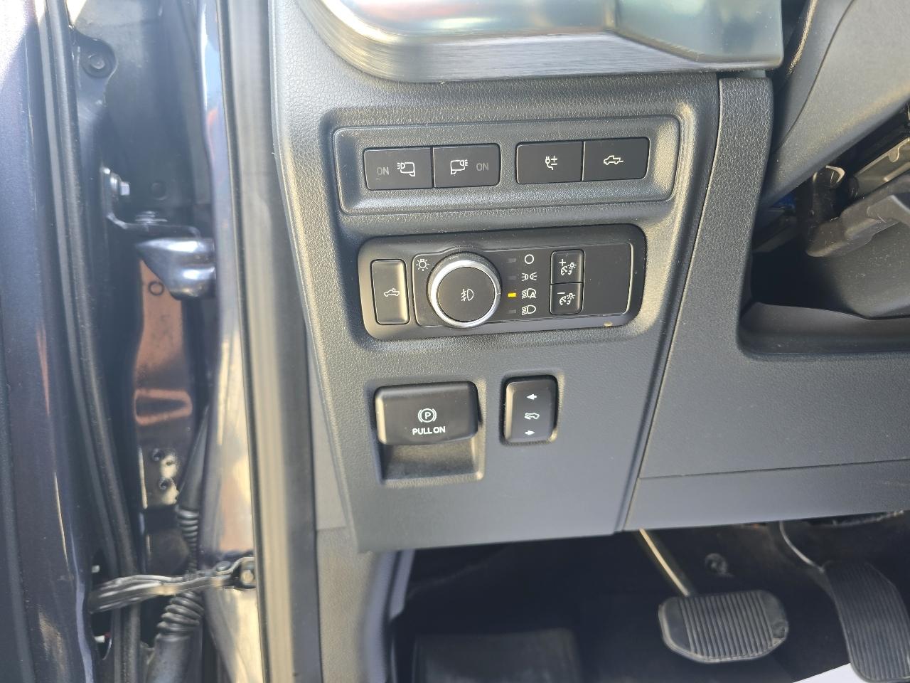 Ford F-150 Lariat SuperCrew 5.5-ft. Bed 4WD 2021