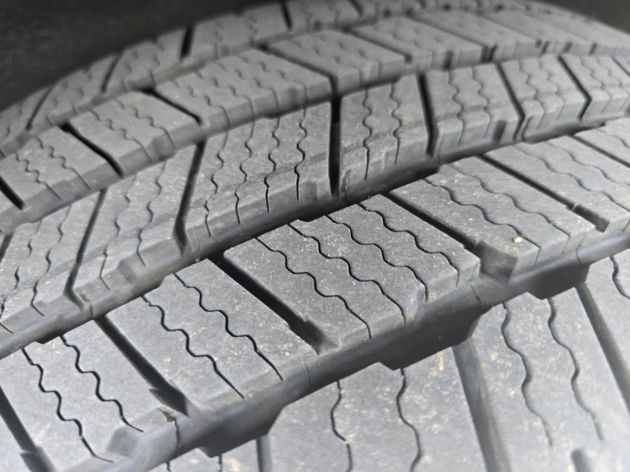 GMC Yukon 4WD 4dr SLT 2021