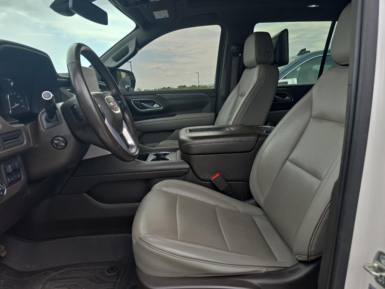 GMC Yukon 4WD 4dr SLT 2021