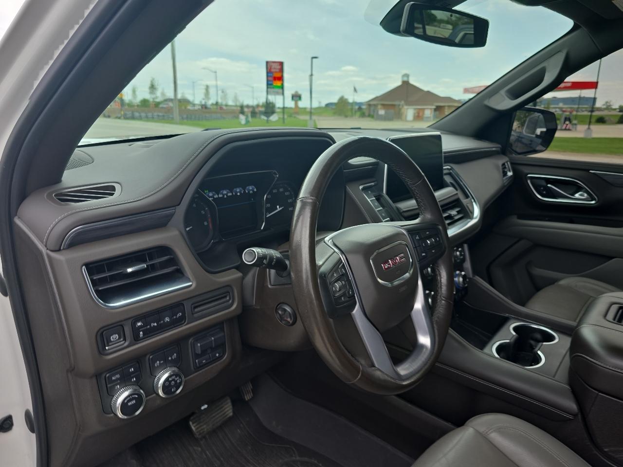 GMC Yukon 4WD 4dr SLT 2021