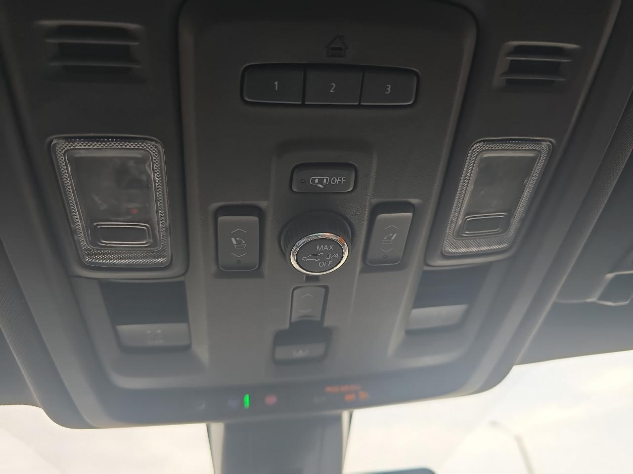 GMC Yukon 4WD 4dr SLT 2021