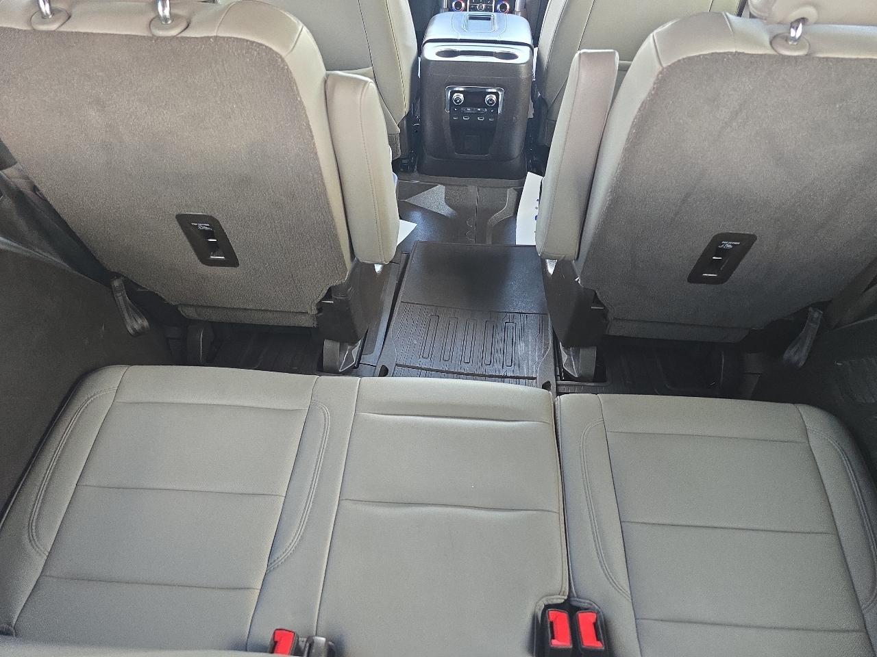 GMC Yukon 4WD 4dr SLT 2021