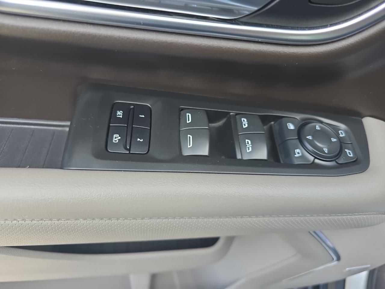 GMC Yukon 4WD 4dr SLT 2021