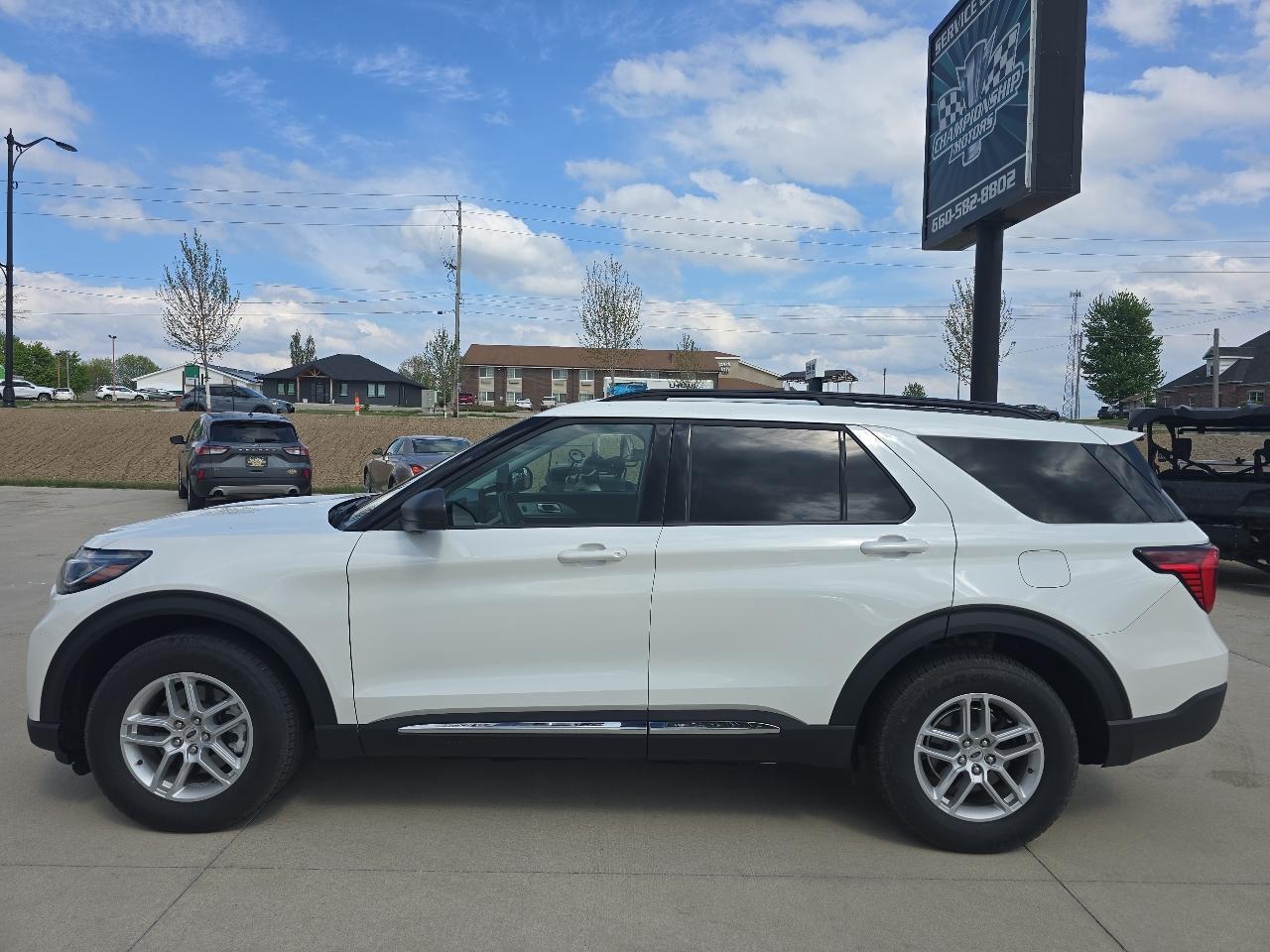 Ford Explorer Active 4WD 2025