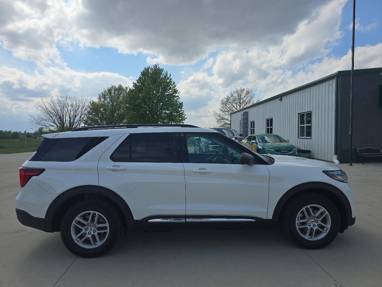 Ford Explorer Active 4WD 2025