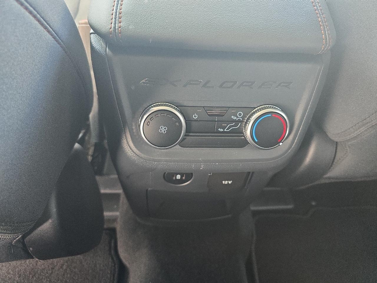 Ford Explorer Active 4WD 2025