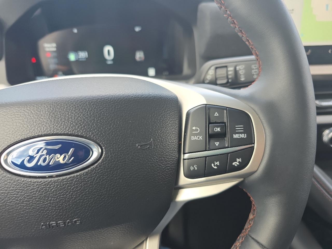 Ford Explorer Active 4WD 2025