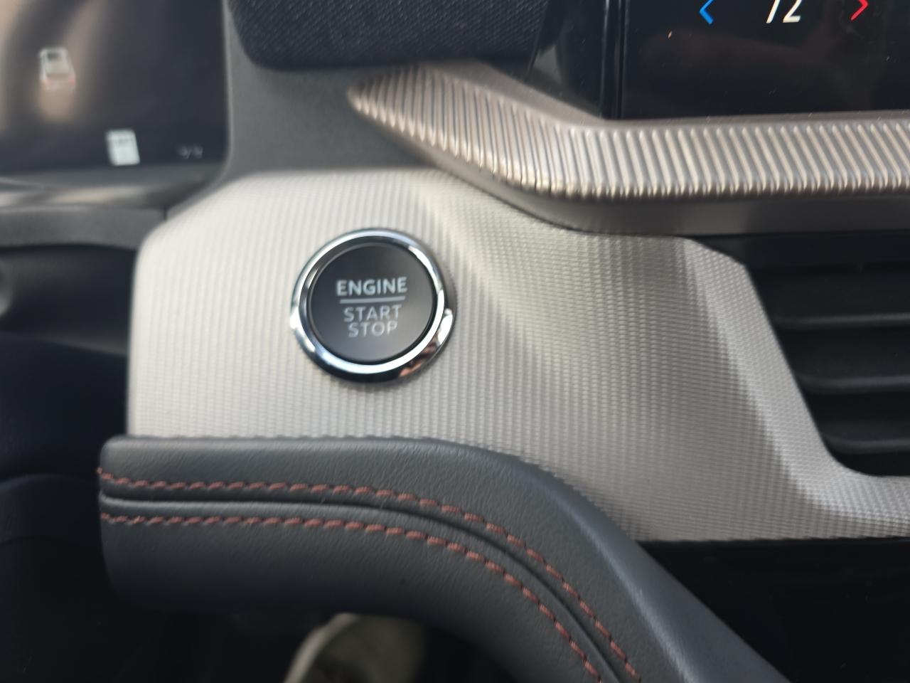 Ford Explorer Active 4WD 2025