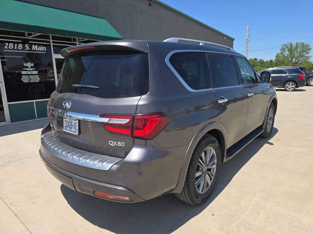 Infiniti QX80 LUXE AWD 2024