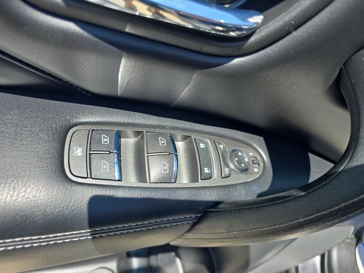 Infiniti QX80 LUXE AWD 2024