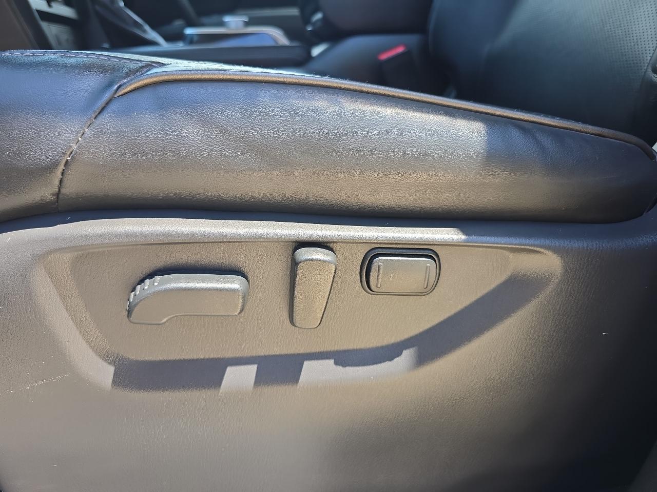 Infiniti QX80 LUXE AWD 2024